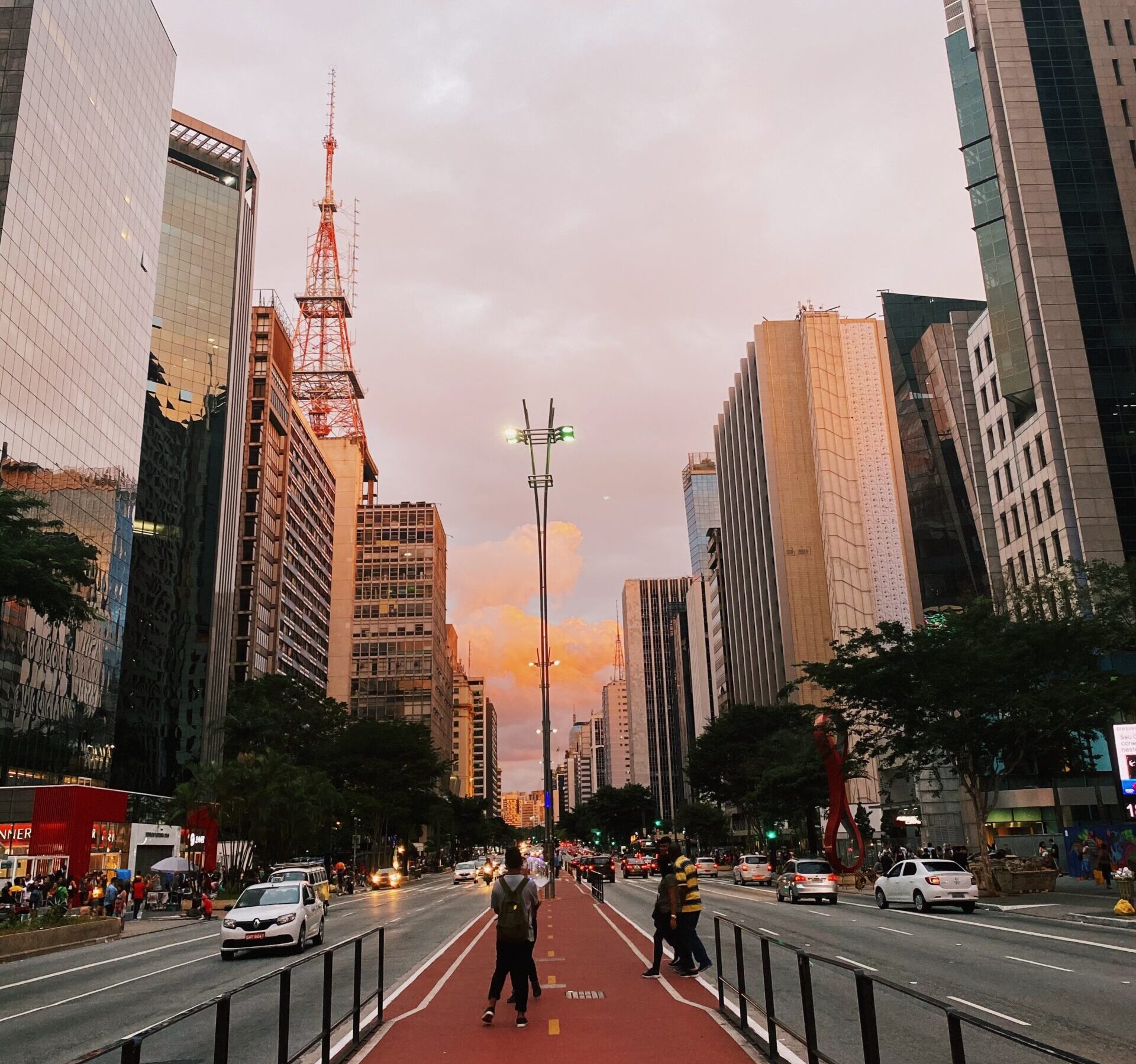 Avenida Paulista : Mohit Tandon Burr Ridge