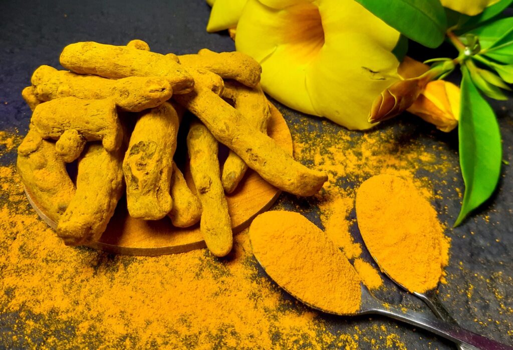 Turmeric : 10 best foods good for the liver