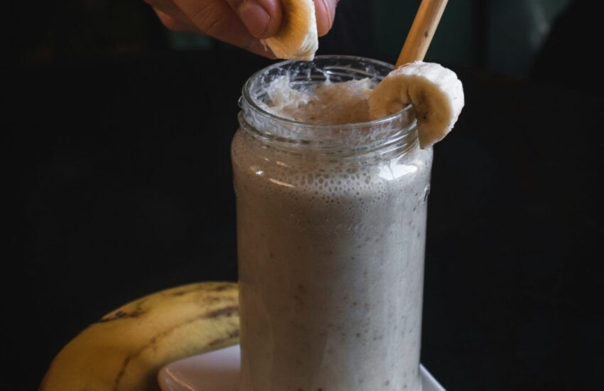 Health Benefits of Banana Shake